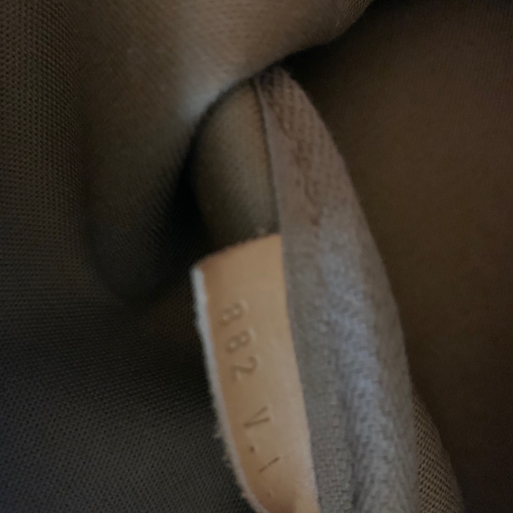 Louis Vuitton Brown and Tan Travel Bag - Picture 10 of 11